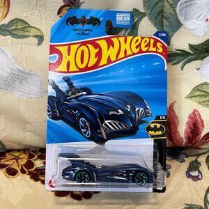 NIB! Hot Wheels Batman & Robin Batmobile Blue